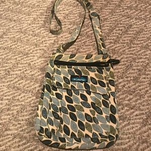 ISO a zippy wallet to match this purse.